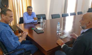 Reunión con representantes de trabajadores por el Mercado de Hacienda