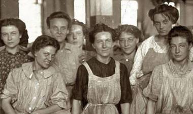 A Cada Mujer... en el Día de la Lucha por los Derechos de la Mujer