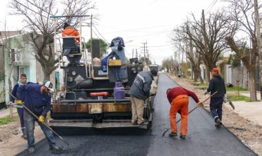 Avance progresivo de las obras de asfalto y desagües