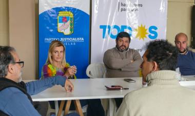 Marisa, con educadores