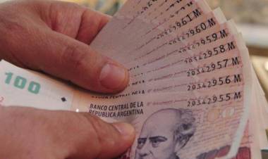 La intendenta Marisa Fassi otorgó un bono de 4.500 pesos para sus empleados