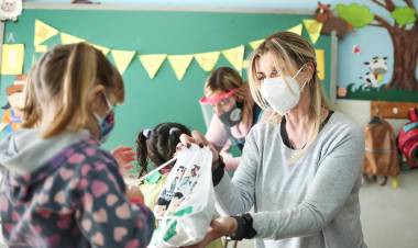 Marisa Fassi visitó el jardín maternal municipal “Gotitas de Amor”