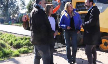 Avanza el plan de asfalto Alejandro Petión