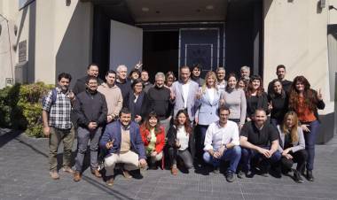 Fassi y Arrieta coordinaron un encuentro federal de candidatos de UxP al Parlasur para respaldar a Massa