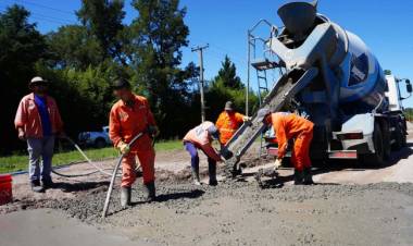 Inició la obra de repavimentación de la Ruta Provincial Nº 205