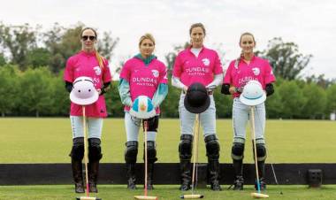 De Hollywood a Cañuelas. Produjo un film ganador de dos premios Oscar, es amiga de Cambiaso y se instaló en Argentina por el polo