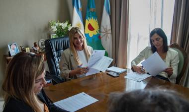 Marisa Fassi recibió autoridades de la Universidad Nacional de La Plata