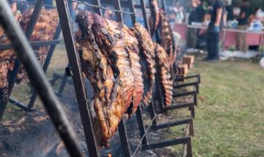 MÁS DE 40 MIL PERSONAS VISITARON URIBE EN LA FIESTA DEL COSTILLAR CRIOLLO