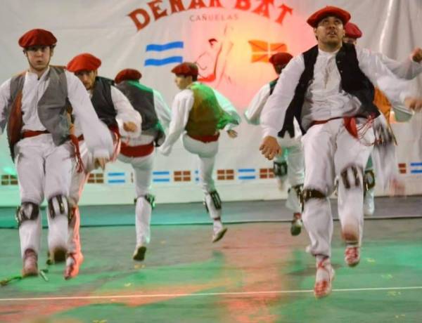 Encuentro de Dantzaris y Aberri Eguna 2026 en Cañuelas