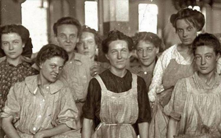 A Cada Mujer... en el Día de la Lucha por los Derechos de la Mujer