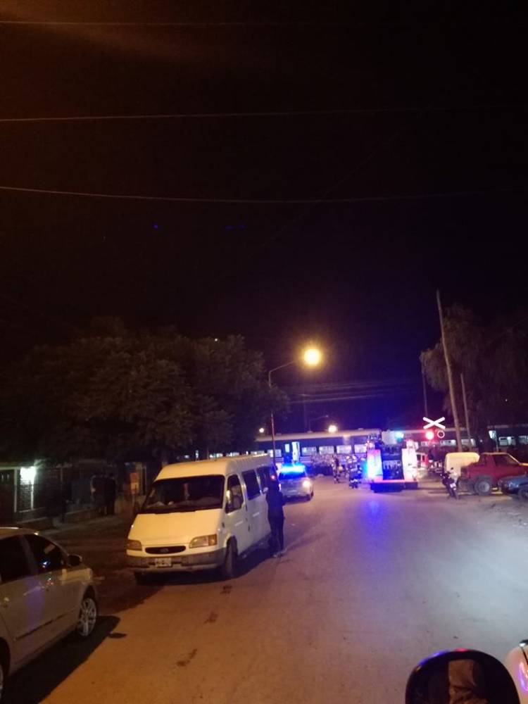 Accidente sin víctimas fatales en Calle Pellegrini y las vías del Roca