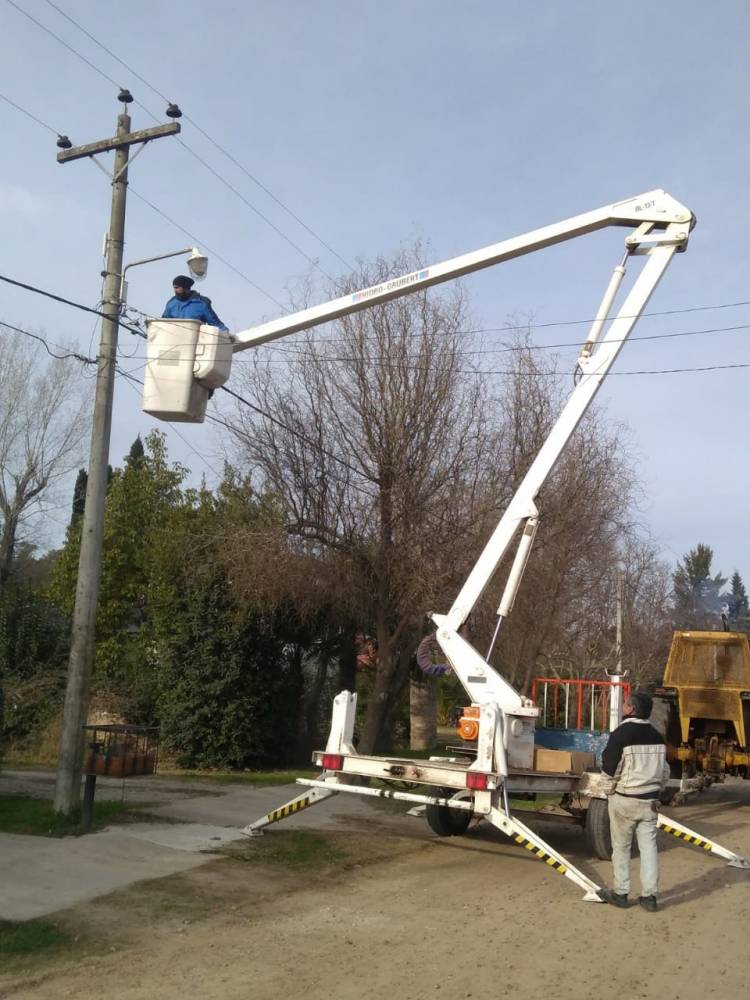 Recomposición de vía pública e instituciones