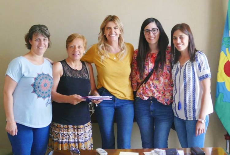 Contribución para que escuelas de La Noria y Udaondo puedan concretar una lección paseo