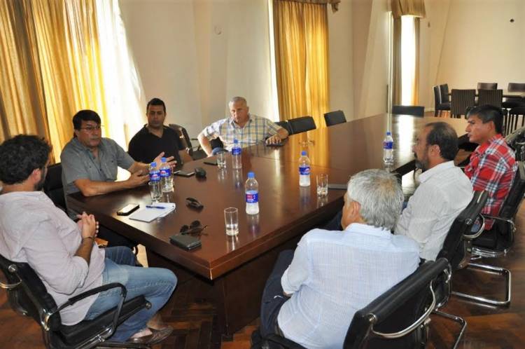 Reunión entre el ejecutivo municipal y un sector de la construcción