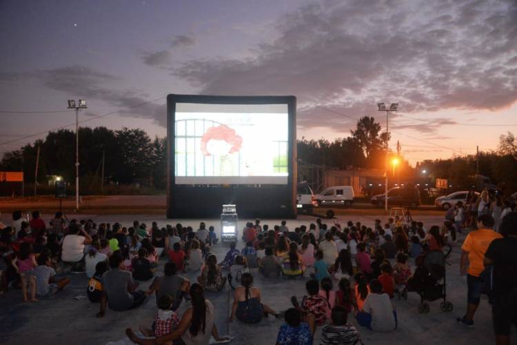 Cine abierto en San Esteban