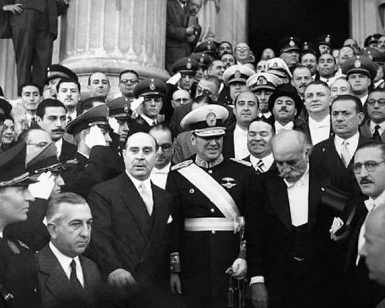 4 de junio de 1946, Juan Domingo Perón preside la Nación