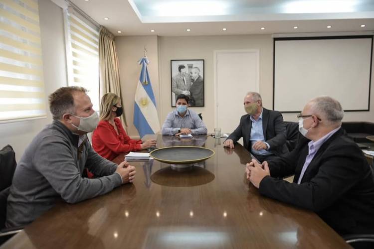 La intendenta se reunió con el presidente de Trenes Argentinos