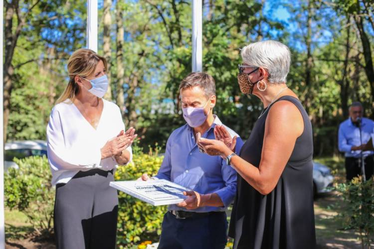 Un aniversario de Cañuelas con anuncios de obra pública y un sentido homenaje a los trabajadores de la Salud