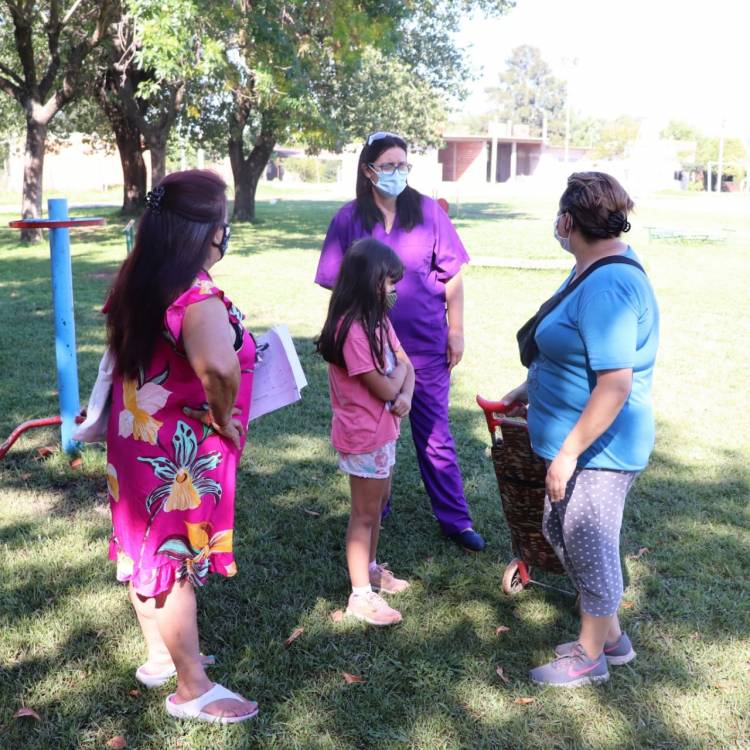 Llevan a cabo un operativo sanitario en San Esteban