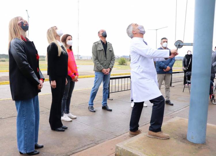 La independencia se celebró con un acto en el Hospital Néstor Kirchner