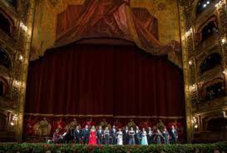 Gala Lírica por el Bicentenario