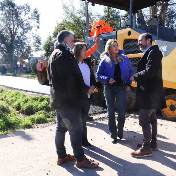 Avanza el plan de asfalto Alejandro Petión