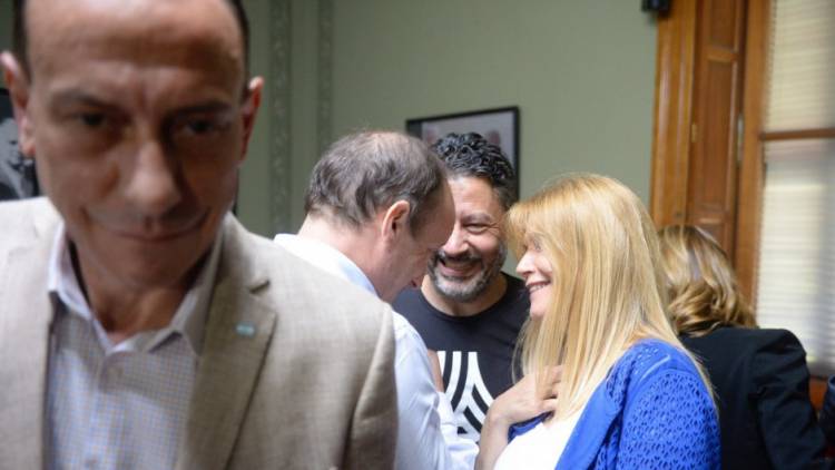 Llaman a una cumbre en Merlo para calmar la interna