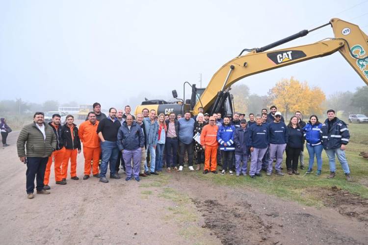 Dieron comienzo a las obras de asfalto en el Camino del 72 de Gobernador Udaondo