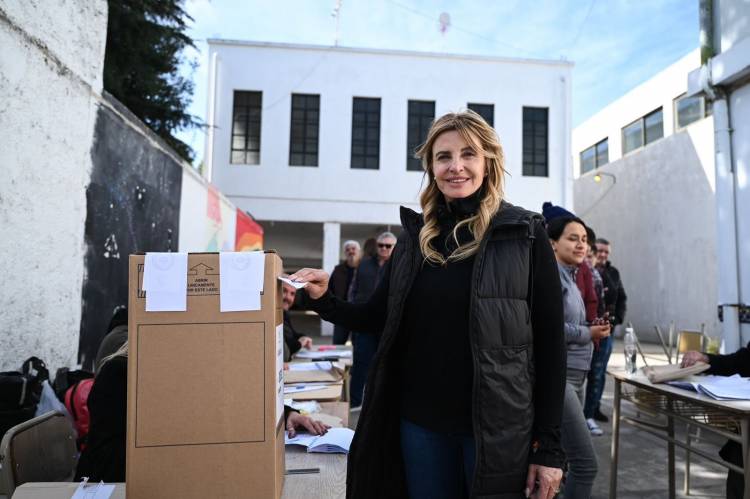 EXCELENTE TRIUNFO DE MARISA FASSI EN CAÑUELAS