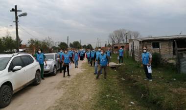 COVID-19: Funcionarios y concejales en campaña de concientización barrial