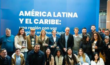 MARISA FASSI PARTICIPÓ DE UN PANEL SOBRE EL LEGADO DEL PAPA FRANCISCO EN LA FERIA DEL LIBRO