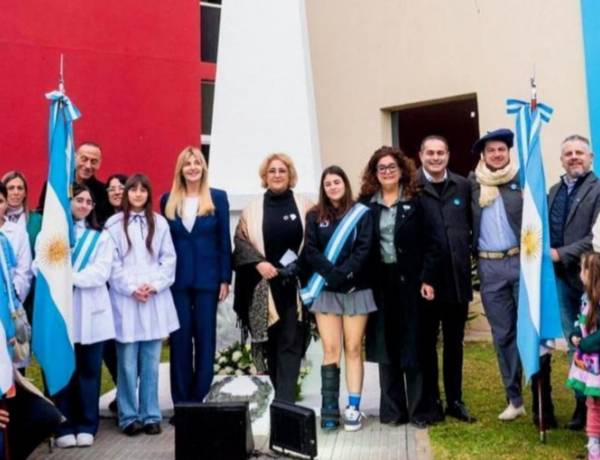 El Municipio celebró el Día de la Patria