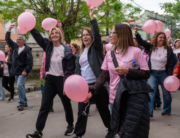 ROTARY CLUB CAÑUELAS REALIZÓ UNA NUEVA CAMINATA PARA CONCIENTIZAR SOBRE EL CÁNCER DE MAMA