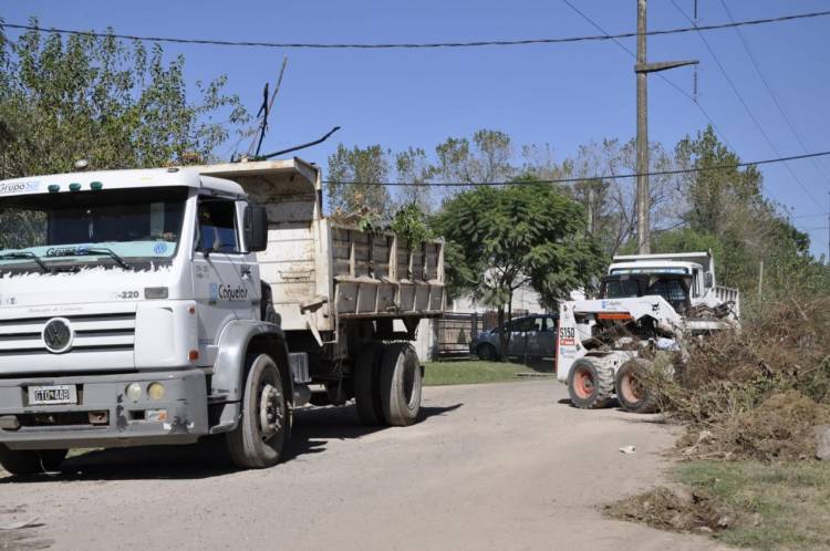 En múltiples puntos del distrito continúan las tareas de acondicionamiento urbano