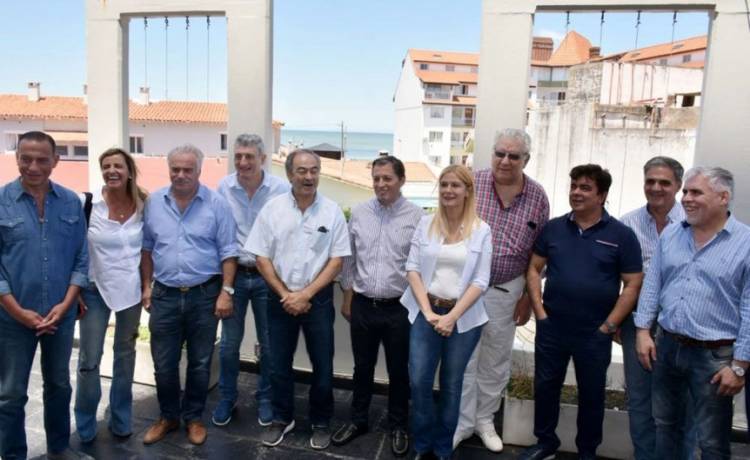 45 Intendentes del PJ bonaerense llegarán hoy a Cañuelas para definir a los futuros candidatos