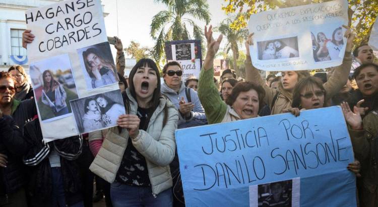 Los policías detenidos se negaron a declarar y siguen las detenciones en Monte mientras el cañuelense Baque patrocina a un acusado y sostiene la inocencia de su cliente