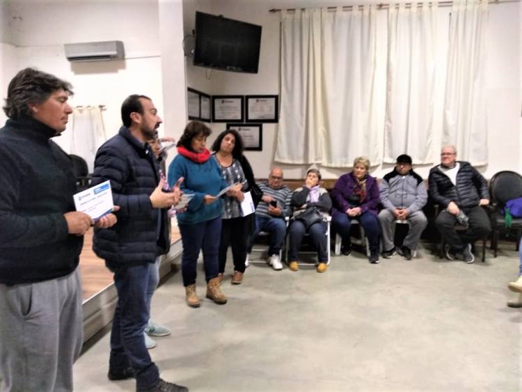 Renovación de las credenciales de productores