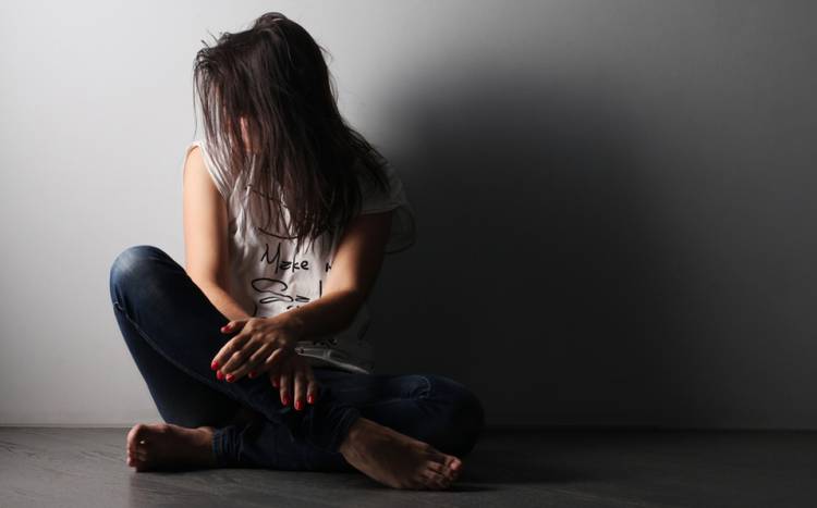 Aumento en la tasa de suicidio o intento de suicidio en los jóvenes 