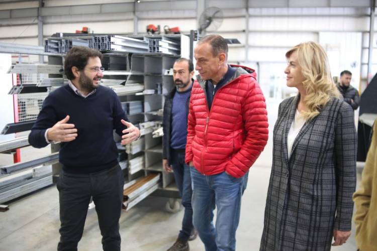 Visita a la empresa IWIN del Parque Industrial Cañuelas