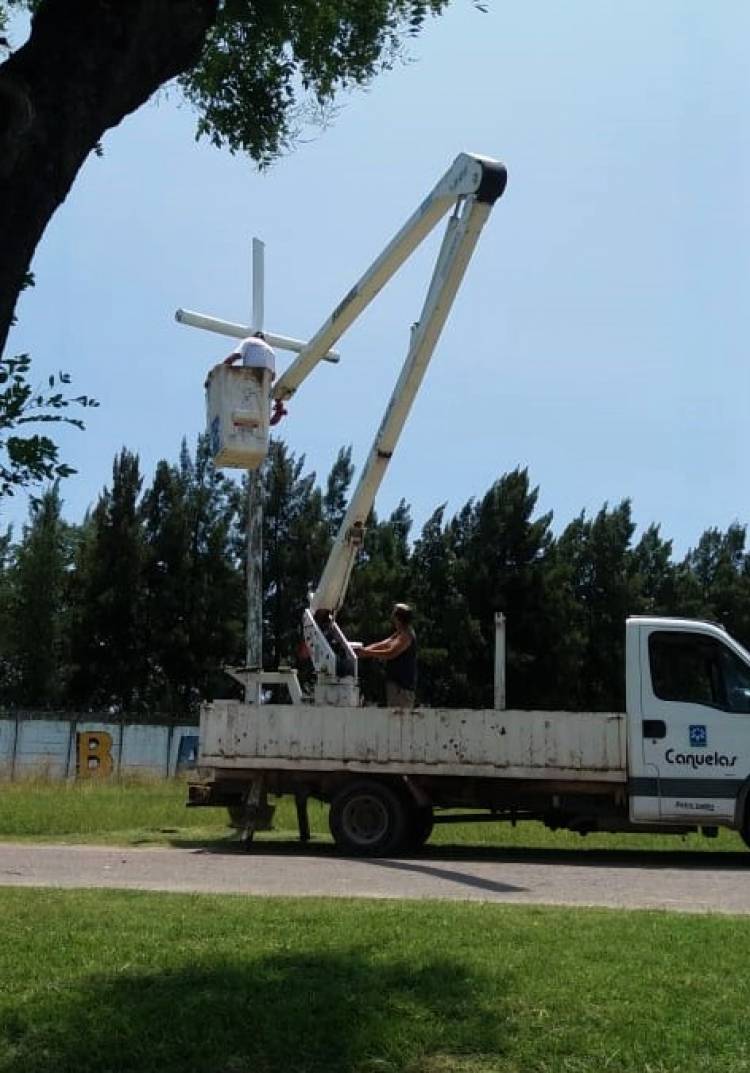 Intensivo plan de limpieza, pintura y mantenimiento en el Cementerio Municipal