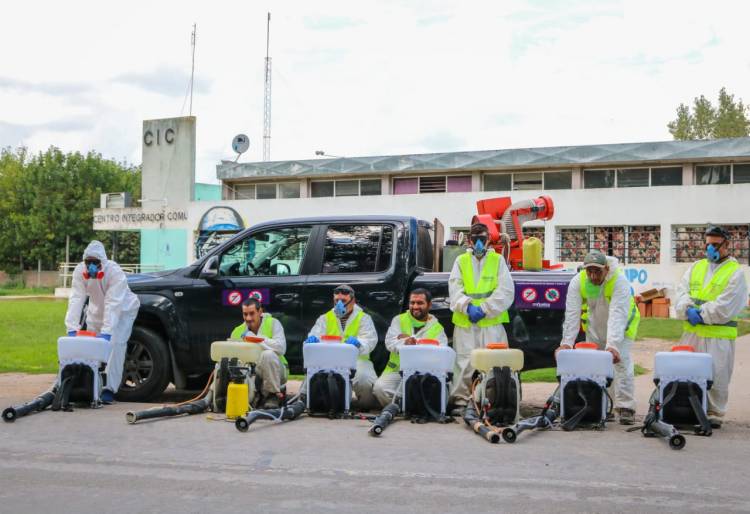 COVID-19: Desinfección y fumigación en Máximo Paz
