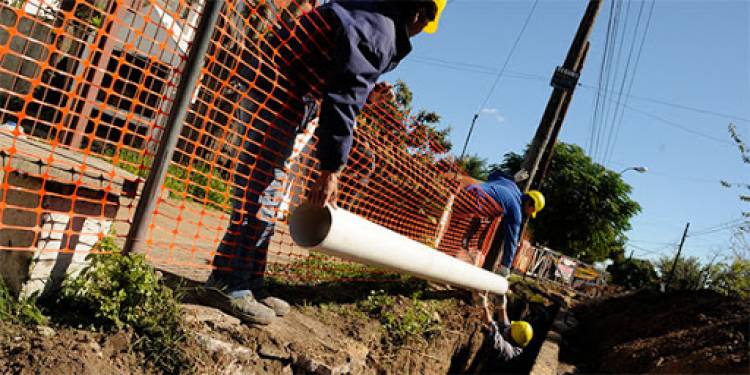 Construirán una obra de agua para 2.500 personas en Máximo Paz Oeste