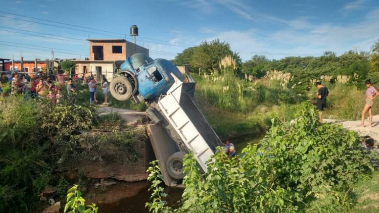 Comunicado de Prensa sobre el puente de Máximo Paz