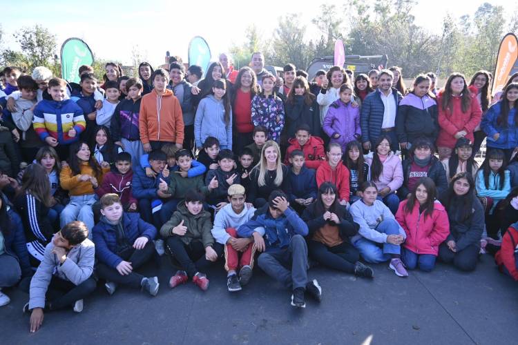 Dieron inicio a la construcción del edificio de la Escuela Secundaria N° 11 de Máximo Paz