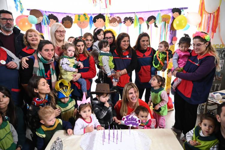 Festejos por los 11 años del Jardín Maternal Municipal “Gotitas de Amor”