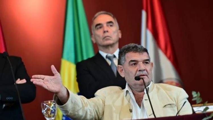 Escándalo en el Parlasur con el bochornoso circo del diputado Olmedo