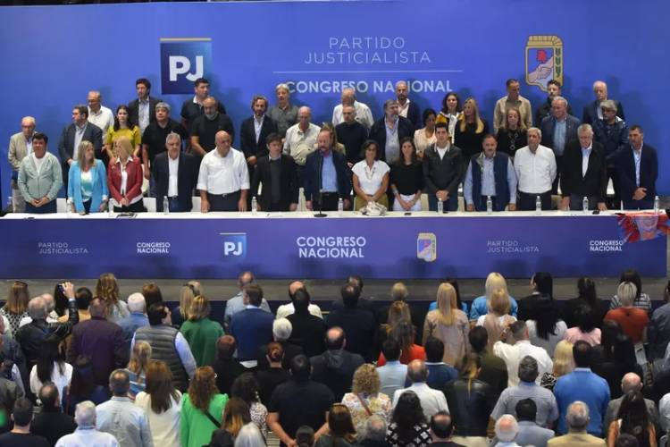 El Congreso del PJ elaboró un documento en el que reclama la unidad "para recuperar la conducción del Estado nacional"