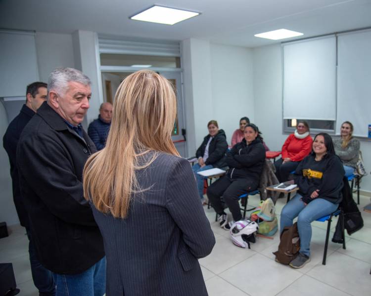 Capacitación gratuita para conductoras en Cañuelas