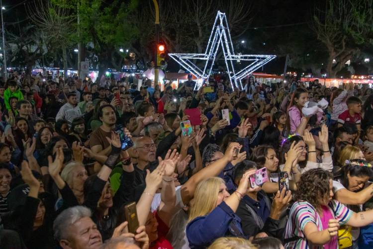 Multitudinaria edición del "Carnaval de primavera" 2024