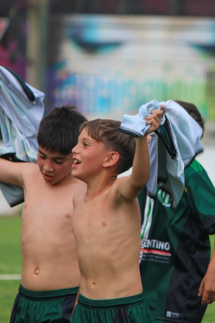 Exitosa segunda edición del Mundialito en el Estadio Arín
